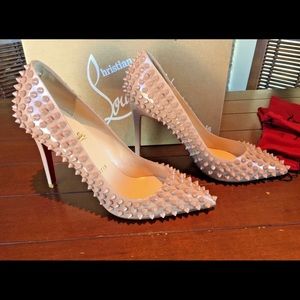 CHRISTIAN LOUBOUTIN PIGALLE SPIKES NUDE SZ 38❤️